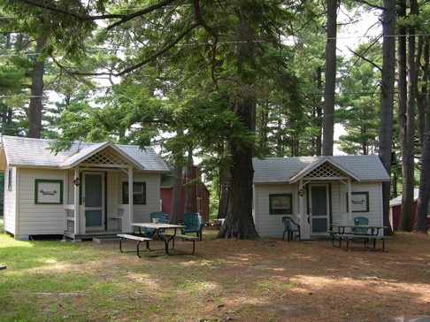 circle-sleeping-cottages